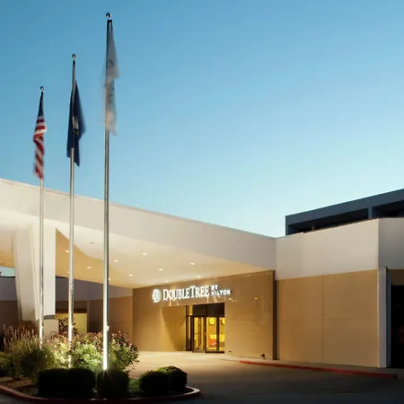 Doubletree By Hilton Cincinnati Airport
